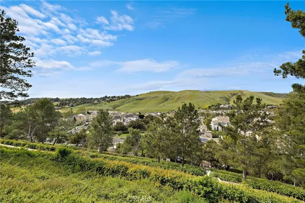 $3,300,000 | 33 Christopher Street, Ladera Ranch, CA 92694