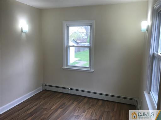 73 Spring Street Woodbridge, NJ 07095 - Photo 11 of 25 Gallery Image 11