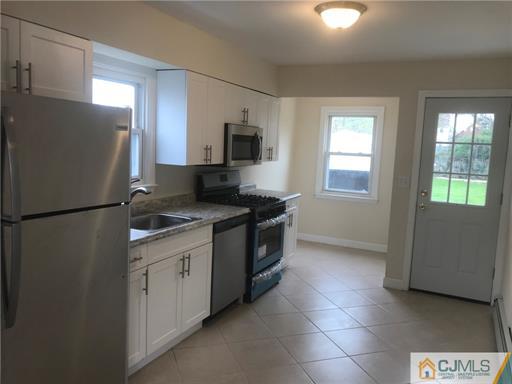 73 Spring Street Woodbridge, NJ 07095 - Photo 6 of 25 Gallery Image 6