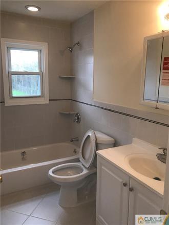 73 Spring Street Woodbridge, NJ 07095 - Photo 8 of 25 Gallery Image 8