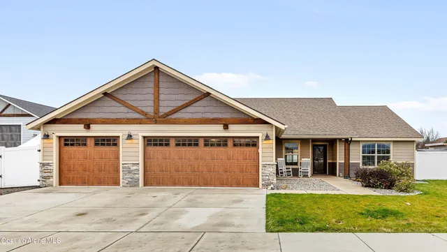 $775,000 | 1474 West Wayward Circle, Post Falls, ID 83854