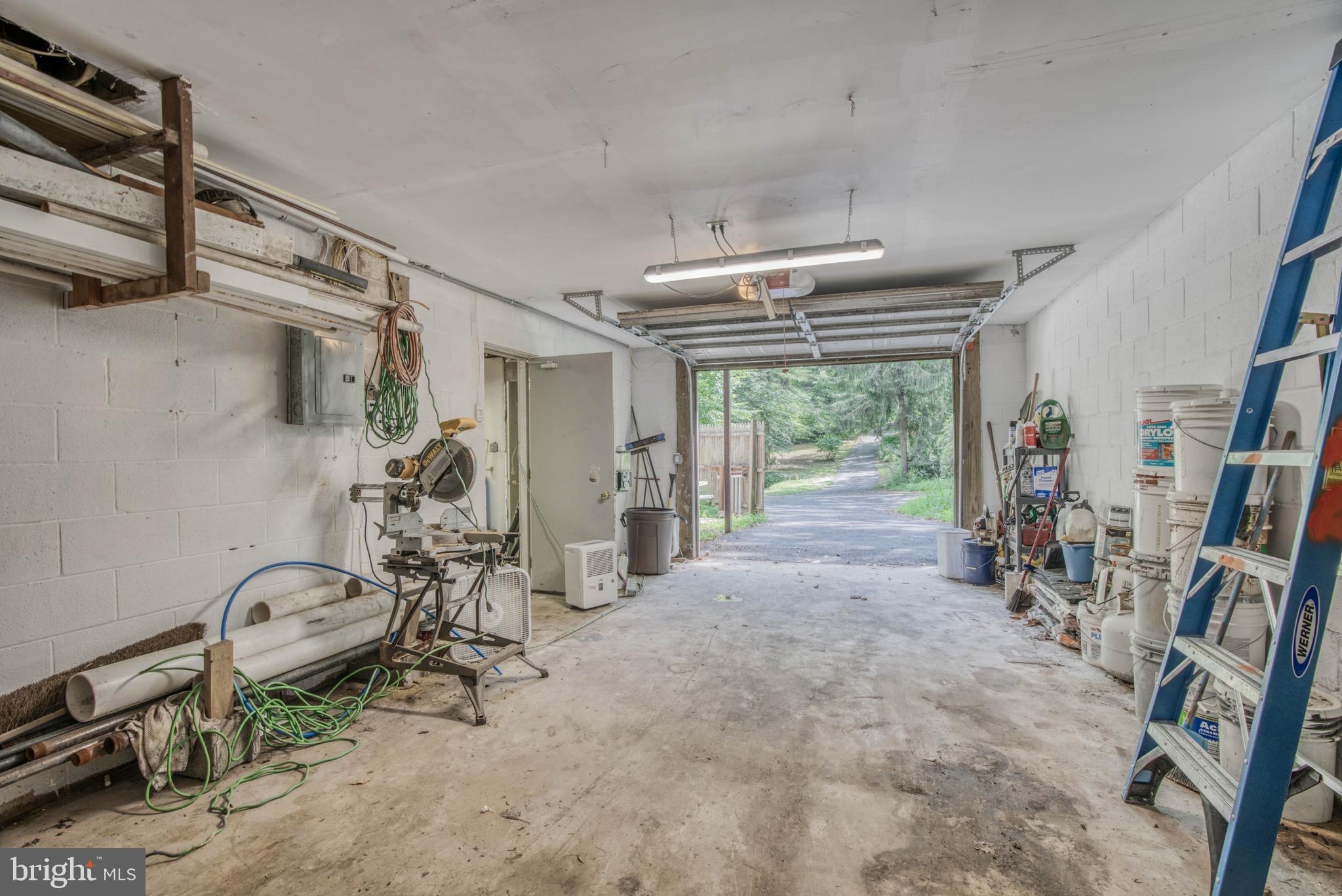 1296 Boyd Road Street, MD 21154 - Photo 29 of 47 Garage