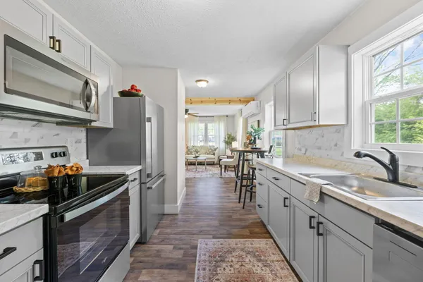 $225,000 | 301 High Street, Stevenson, AL 35772