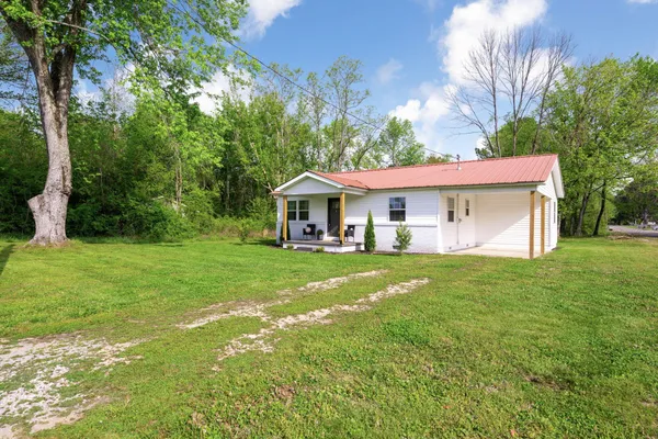 $225,000 | 301 High Street, Stevenson, AL 35772