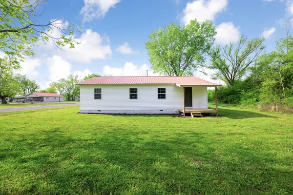 $225,000 | 301 High Street, Stevenson, AL 35772