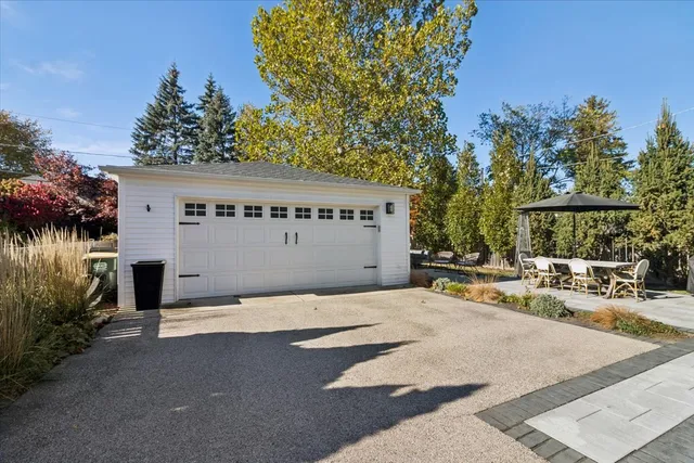 $589,990 | 746 North Pine Avenue, Arlington Heights, IL 60004