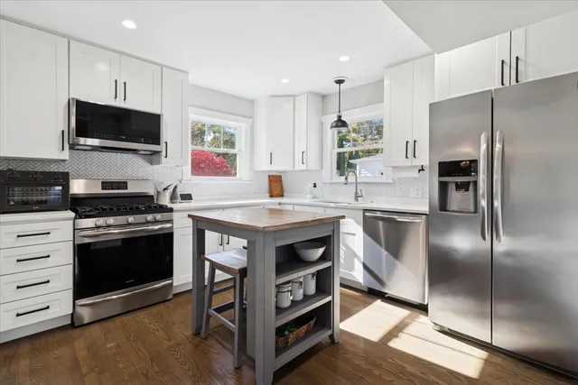 $589,990 | 746 North Pine Avenue, Arlington Heights, IL 60004