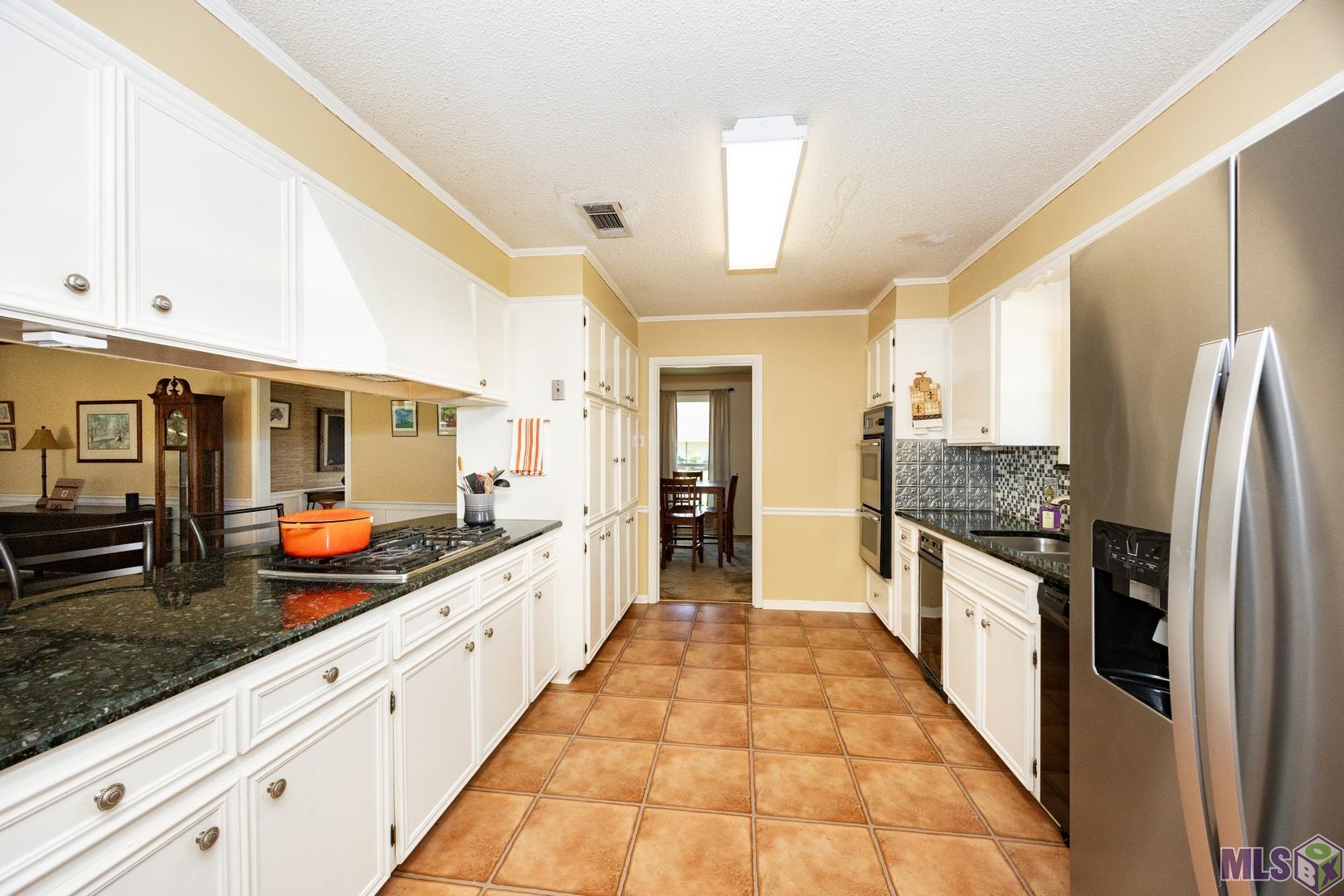7715 Lew Hoad Avenue Baton Rouge, LA 70810 - Photo 6 of 21 Gallery Image 6