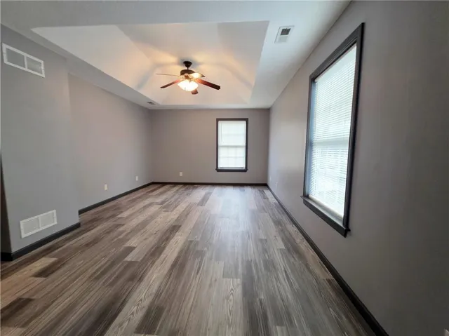 $183,000 | 422 South 22nd Street, St. Joseph, MO 64501