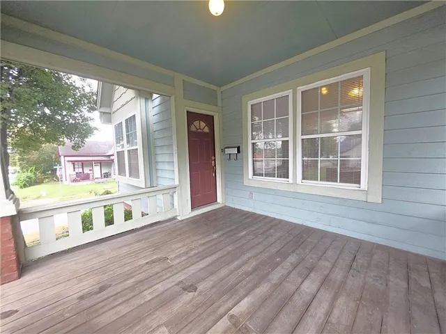 $183,000 | 422 South 22nd Street, St. Joseph, MO 64501