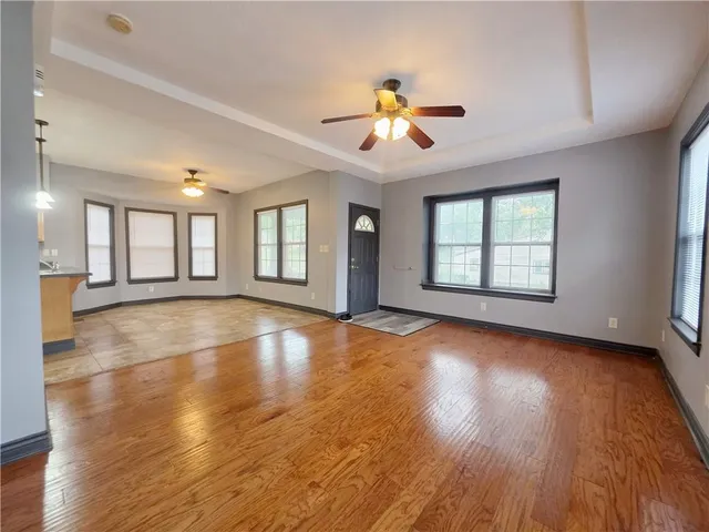 $183,000 | 422 South 22nd Street, St. Joseph, MO 64501