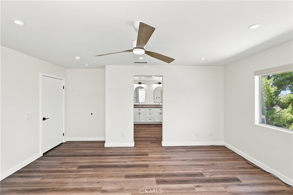 16223 Blue Haven Court Riverside, CA 92503 - Photo 23 of 41 Primary Bedroom