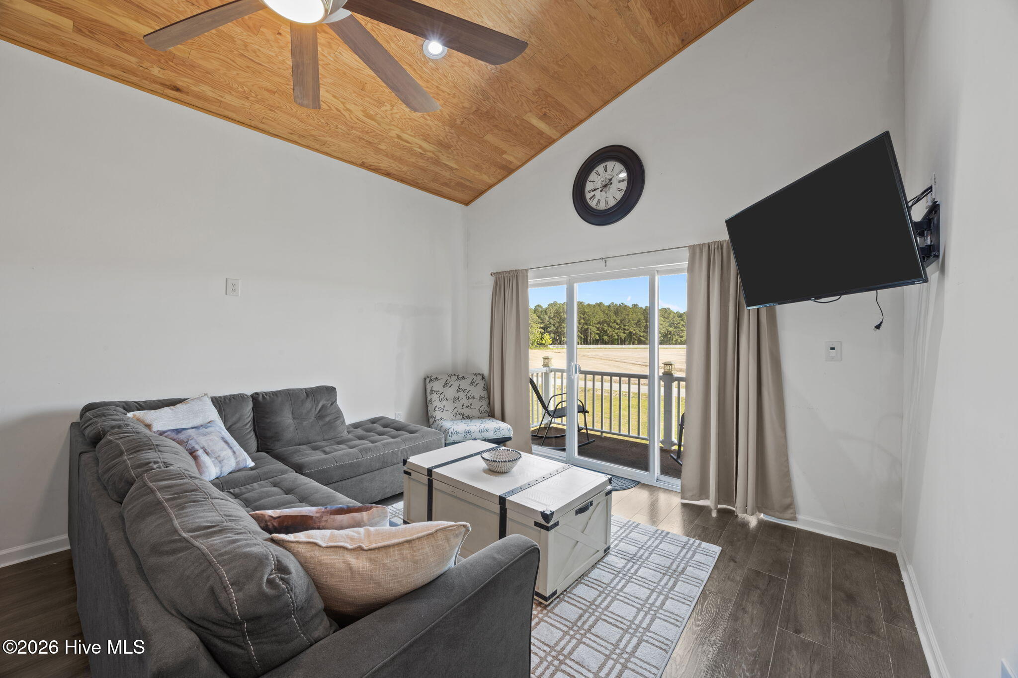 425 Griggs Road Vandemere, NC 28587 - Photo 5 of 44 16-web-or-mls-0C0A2244