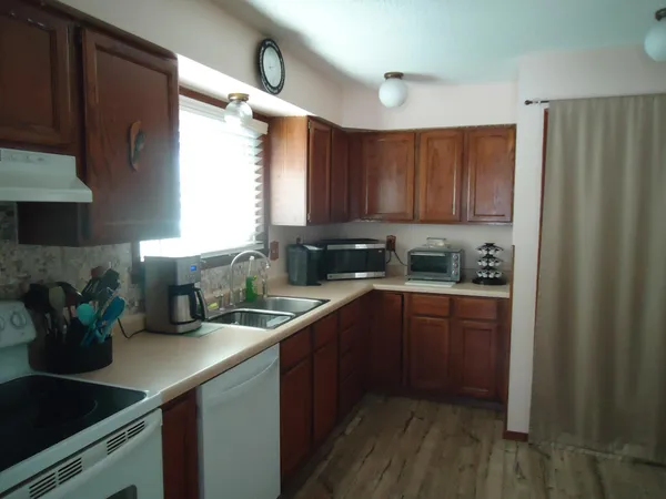 $209,900 | 1502 16th Avenue South, Fargo, ND 58103