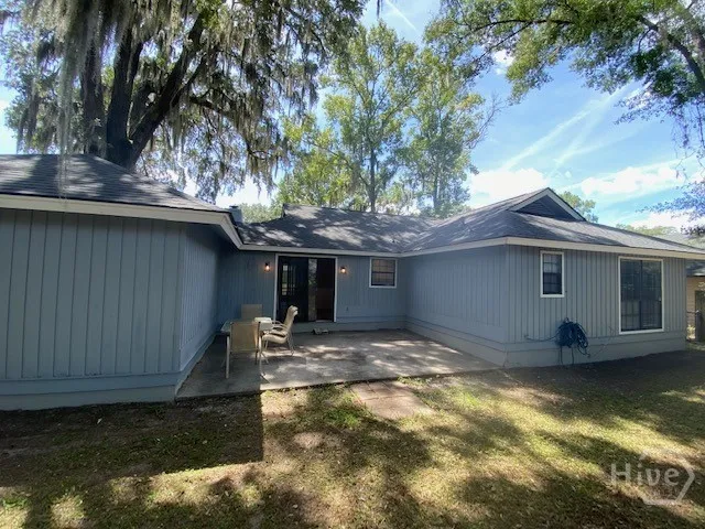 $1,895 | 300 Robinson Loop, Richmond Hill, GA 31324