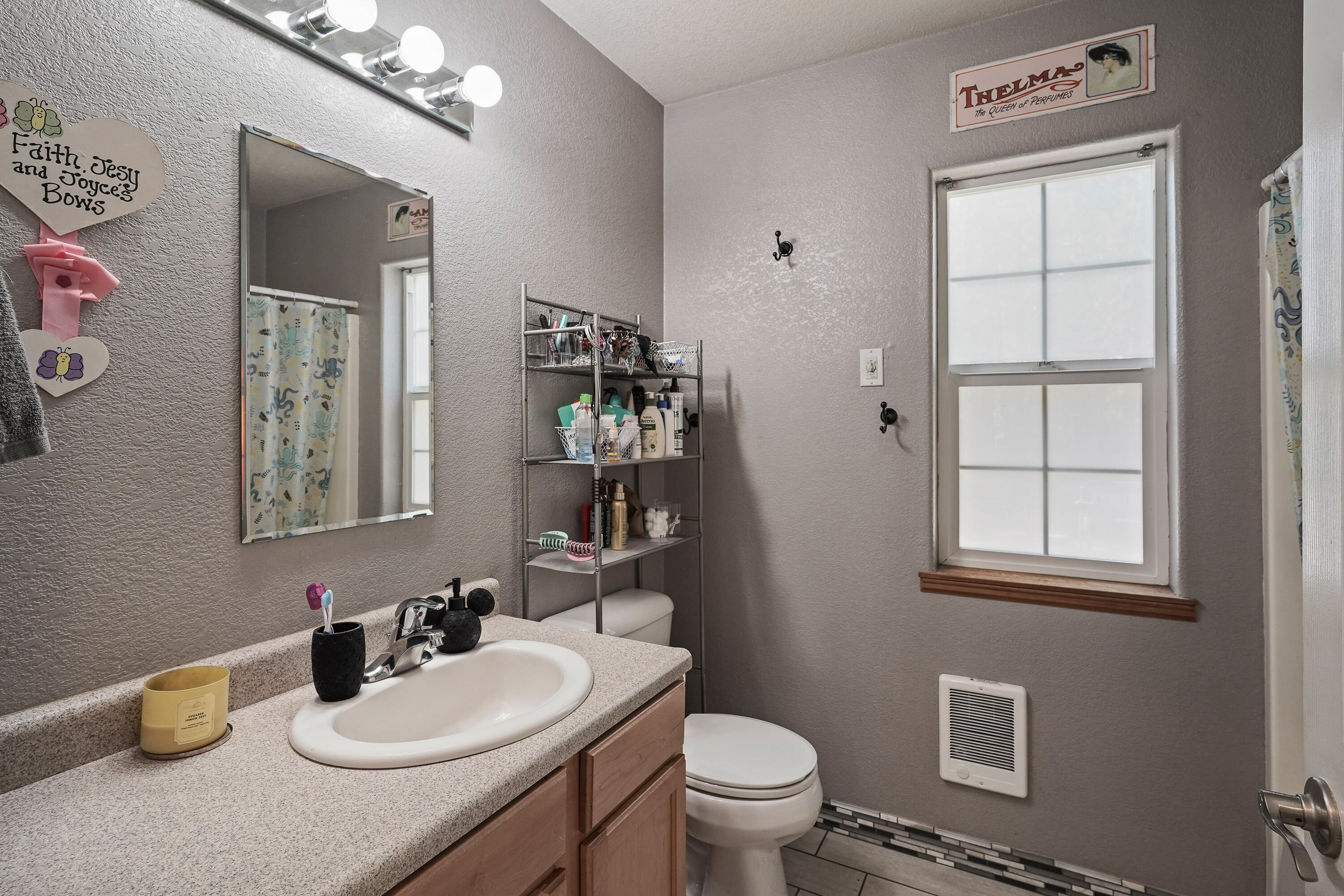 60060 Turquoise Road Bend, OR 97702 - Photo 26 of 58 Bathroom