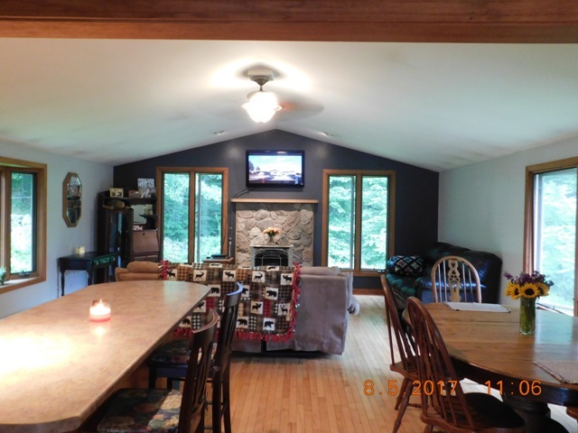 46 County Road North Springfield, VT 05150 - Photo 3 of 17