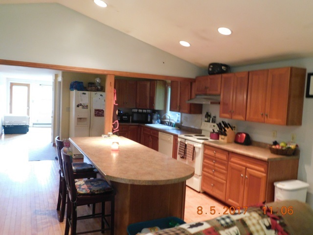 46 County Road North Springfield, VT 05150 - Photo 5 of 17