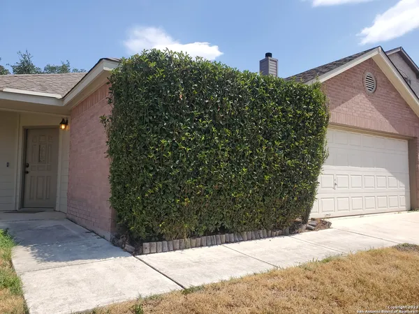 $2,395 | 1751 Stargazer Pass, San Antonio, TX 78260