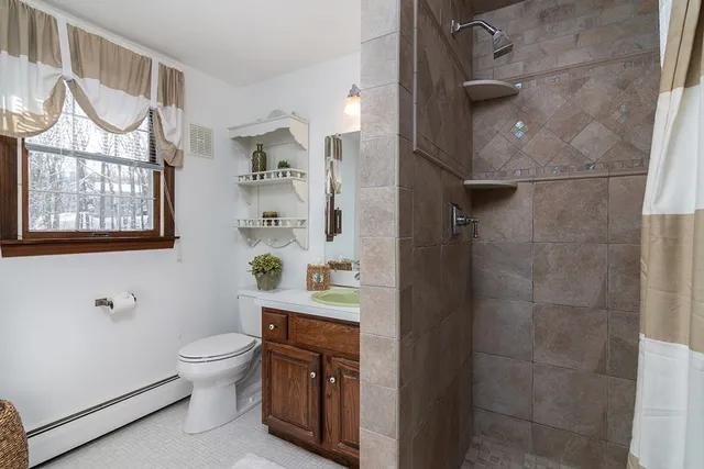 $759,900 | 207 Beacon Drive, North Kingstown, RI 02852