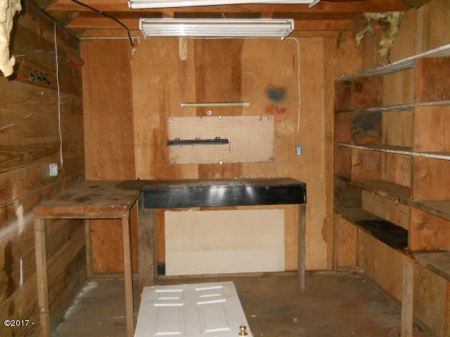 459 Southeast Gibson Road Waldport, OR 97394 - Photo 22 of 22 Storage