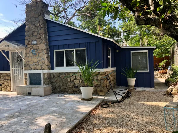 $2,750 | 824 35th Street, West Palm Beach, FL 33407