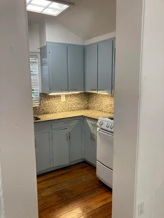 $2,750 | 824 35th Street, West Palm Beach, FL 33407