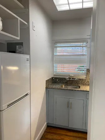 $2,750 | 824 35th Street, West Palm Beach, FL 33407