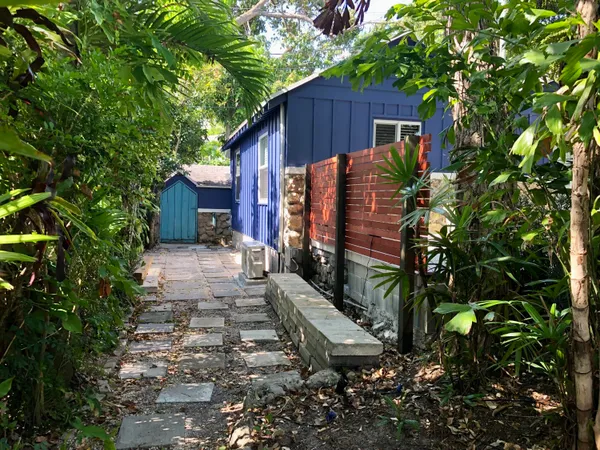 $2,750 | 824 35th Street, West Palm Beach, FL 33407