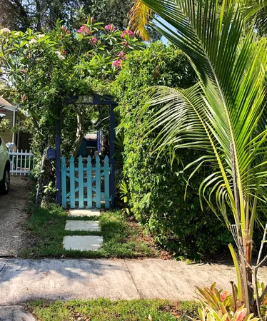 $2,750 | 824 35th Street, West Palm Beach, FL 33407