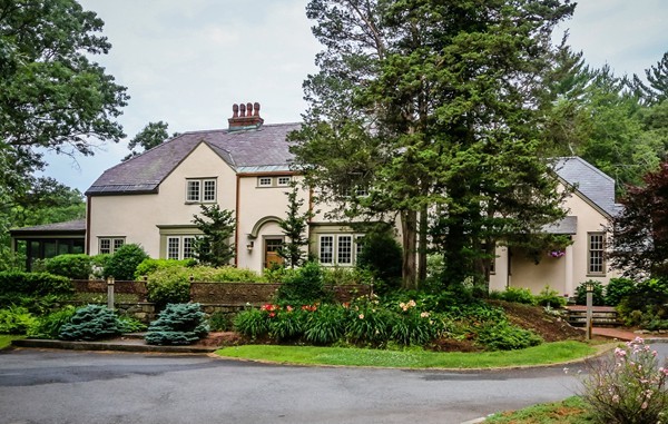 45 Beaver Pond Road Beverly, MA 01915 - Photo 1 of 30