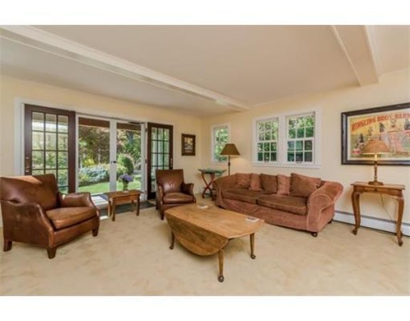 45 Beaver Pond Road Beverly, MA 01915 - Photo 7 of 30