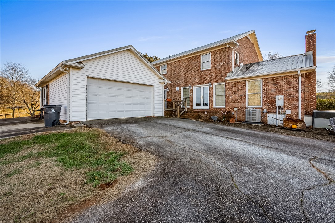340 Fants Grove Road Anderson, SC 29625 - Photo 43 of 50 Gallery Image 43