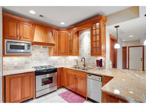 $1,590,000 | 525 Linden View Drive, Fort Collins, CO 80524