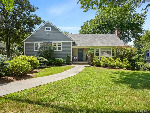 $1,325,000 | 43 Amherst Drive, New Rochelle, NY 10804