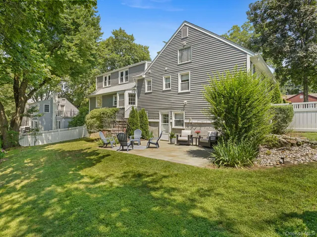 $1,325,000 | 43 Amherst Drive, New Rochelle, NY 10804