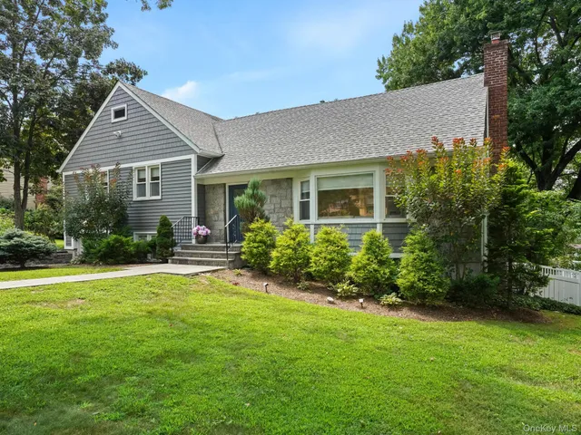 $1,325,000 | 43 Amherst Drive, New Rochelle, NY 10804