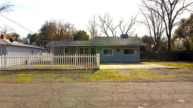$310,000 | 20577 Sunset Lane, Redding, CA 96002