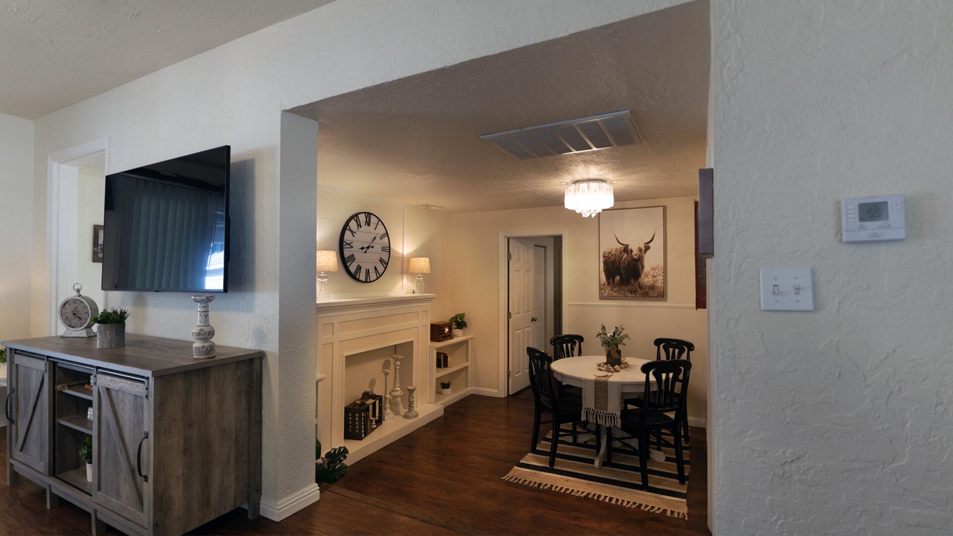 20577 Sunset Lane Redding, CA 96002 - Photo 12 of 29 Dining Entry