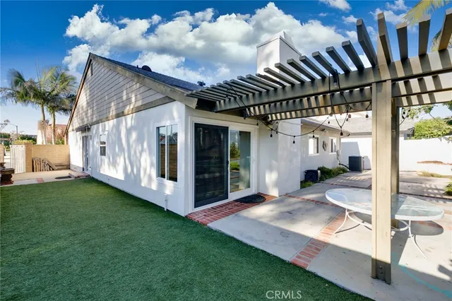 $1,680,000 | 2 McCormick, Irvine, CA 92620