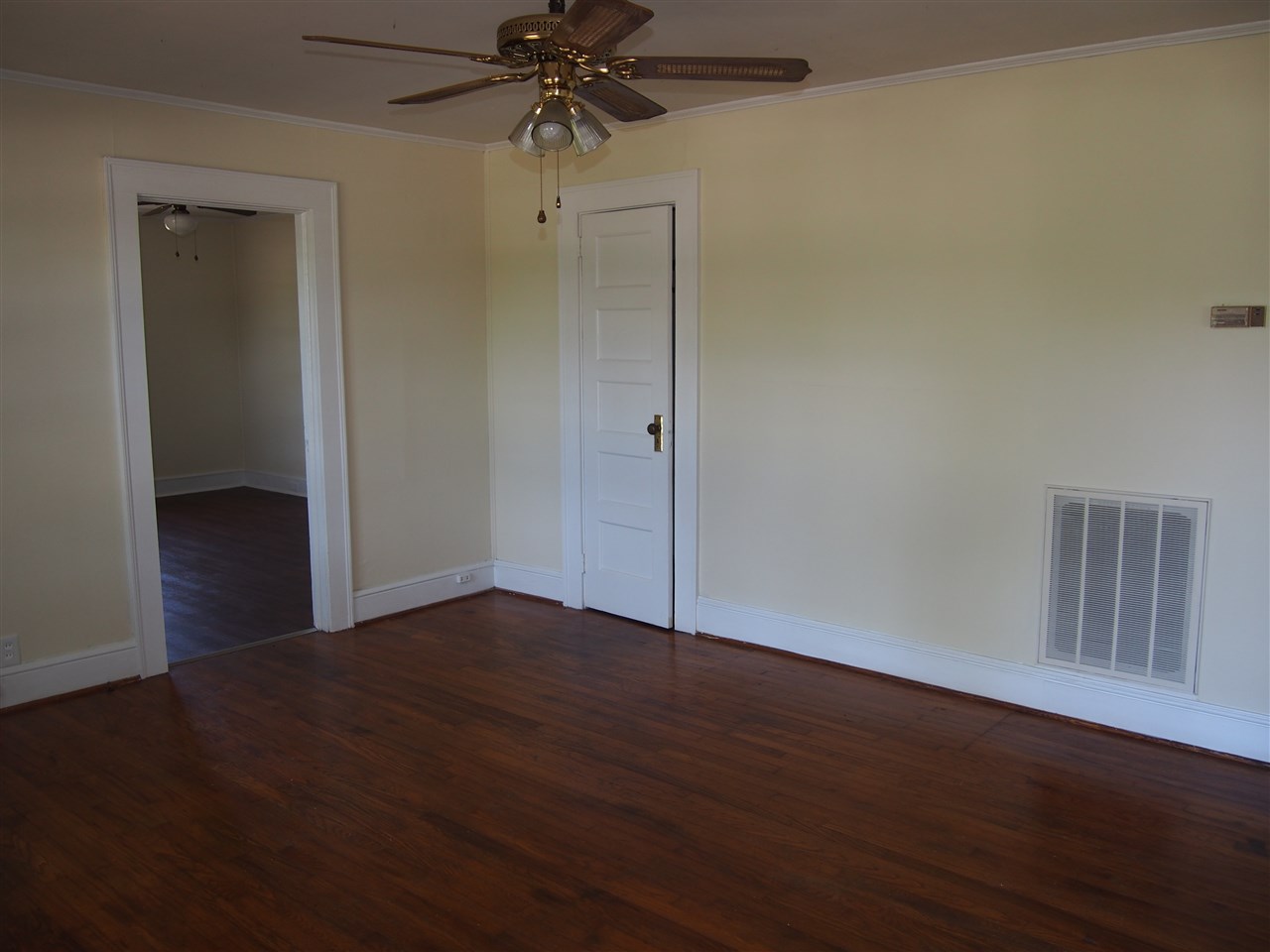 160 Spartanburg Road Duncan, SC 29334 - Photo 2 of 9 Gallery Image 2