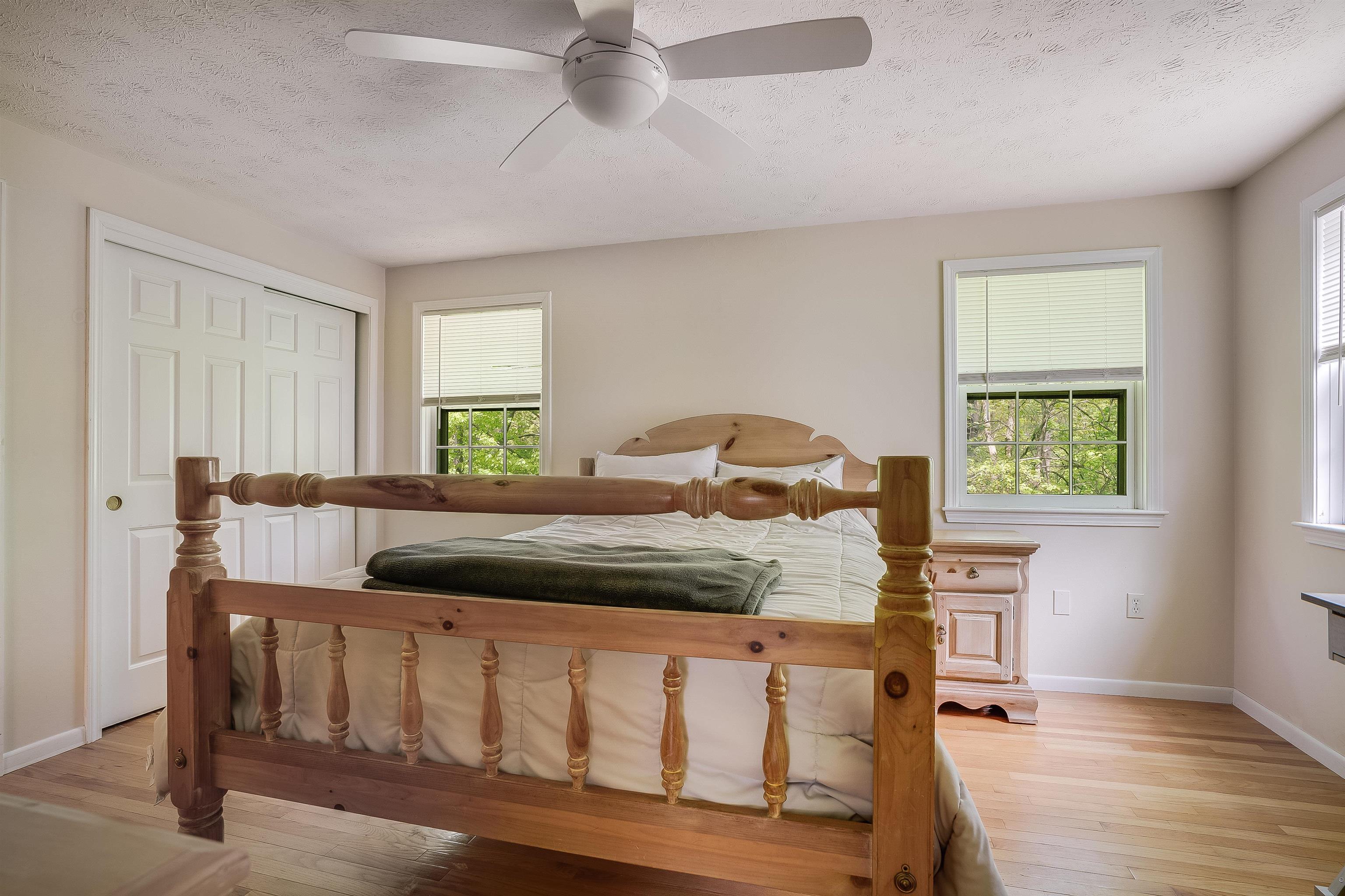 259 Winding Pond Road Londonderry, NH 03053 - Photo 24 of 45