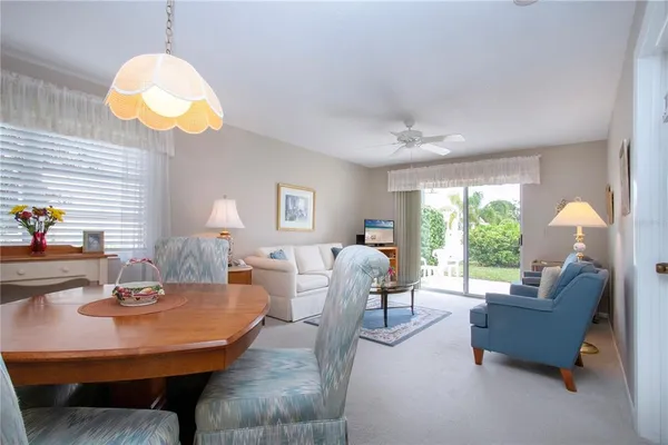 $134,900 | 390 301 Boulevard West, Unit 12D, Bradenton, FL 34205