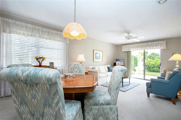 $134,900 | 390 301 Boulevard West, Unit 12D, Bradenton, FL 34205