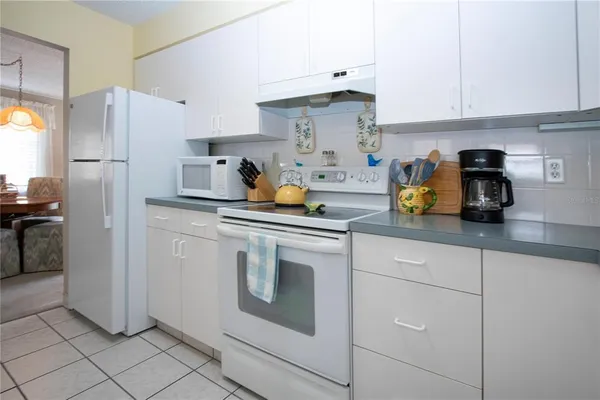 $134,900 | 390 301 Boulevard West, Unit 12D, Bradenton, FL 34205