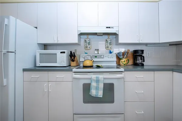 $134,900 | 390 301 Boulevard West, Unit 12D, Bradenton, FL 34205