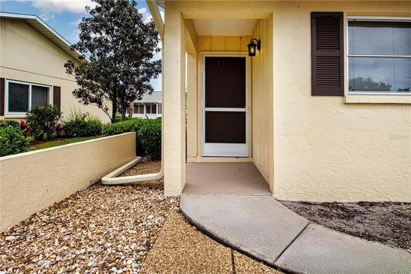 $134,900 | 390 301 Boulevard West, Unit 12D, Bradenton, FL 34205