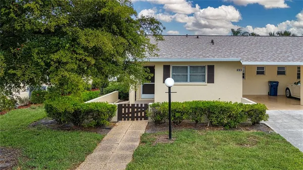 $134,900 | 390 301 Boulevard West, Unit 12D, Bradenton, FL 34205