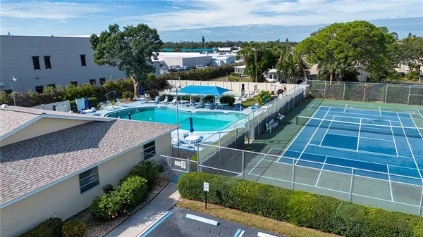 $134,900 | 390 301 Boulevard West, Unit 12D, Bradenton, FL 34205