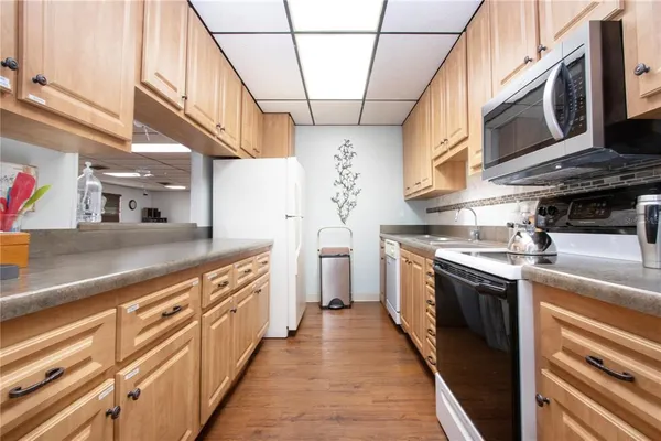 $134,900 | 390 301 Boulevard West, Unit 12D, Bradenton, FL 34205